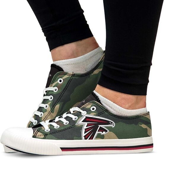 Atlanta Falcons NFL Womens Camo Low Top Canvas Shoes - 8 - Picture 3 of 4